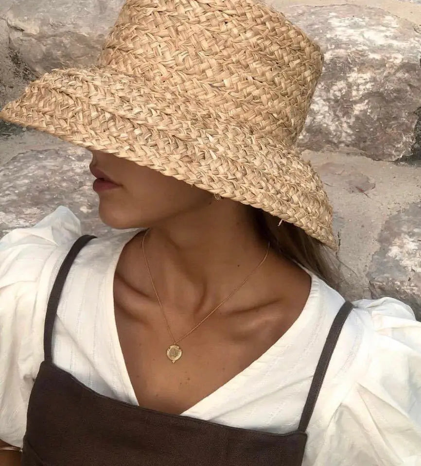Fashion Women Wide Brim Raffia Hat – Elegant Sun Protection for Summer